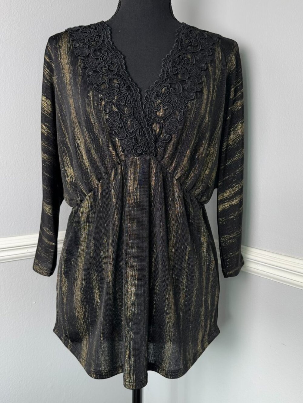 Karen Kane S Black/Gold Metallic Top Cocktail Party Dolman Sleeve Cinch Waist